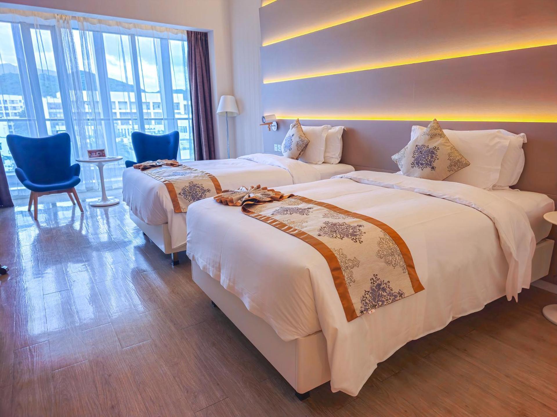 Sanya Phoenix Airport Hotel Bagian luar foto