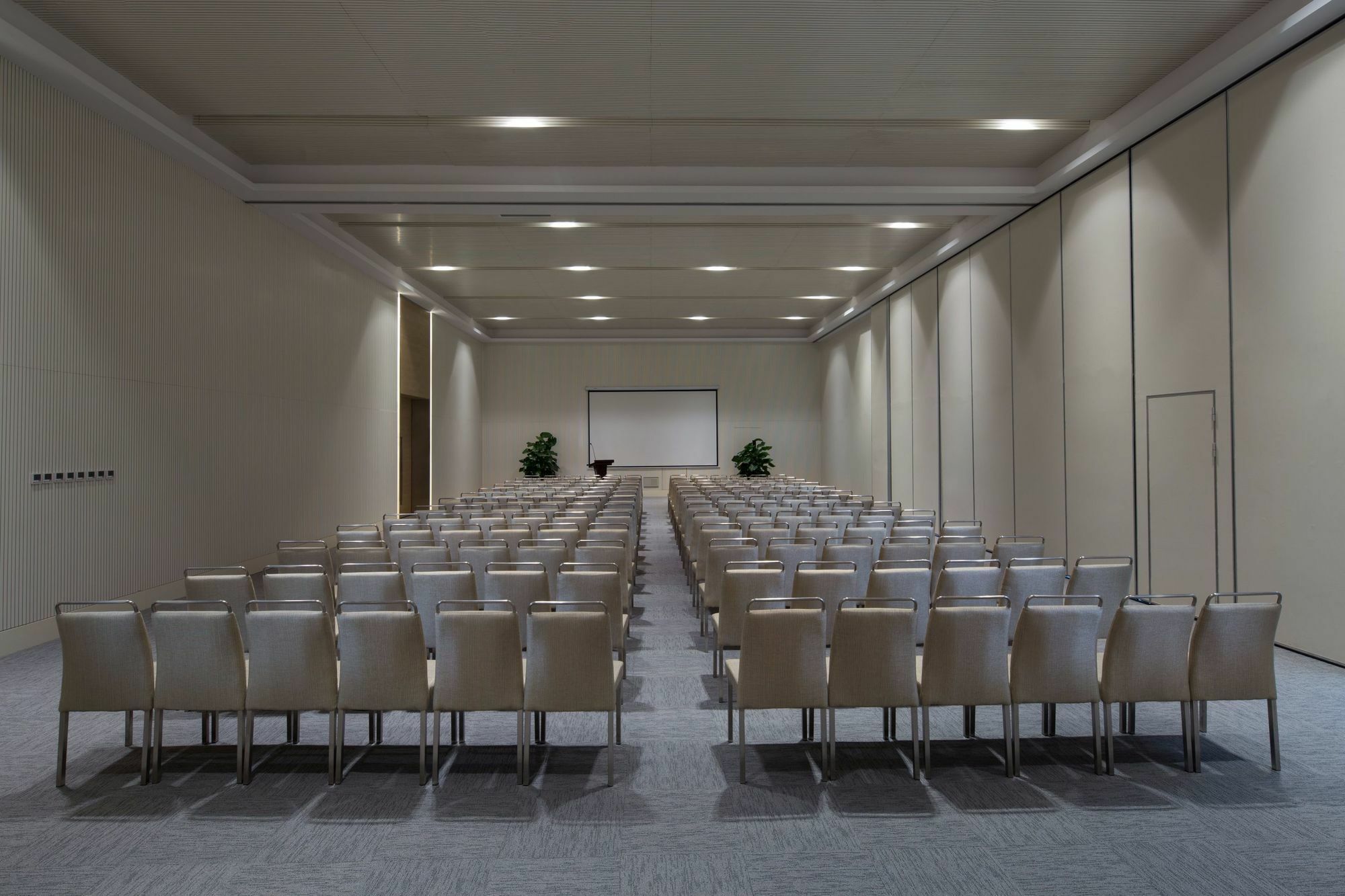 Sanya Phoenix Airport Hotel Bagian luar foto